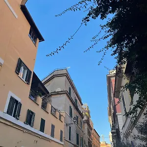 Flatinrome In Trastevere Pensión